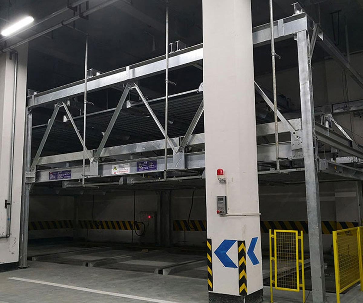 四柱升降式停車庫(kù)出租