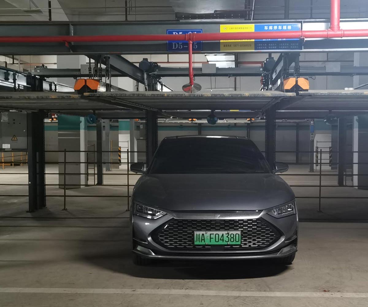 四立柱簡(jiǎn)易升降機(jī)械式立體停車(chē)設(shè)備